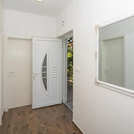Appartamento Mara Šibenik Esterno foto